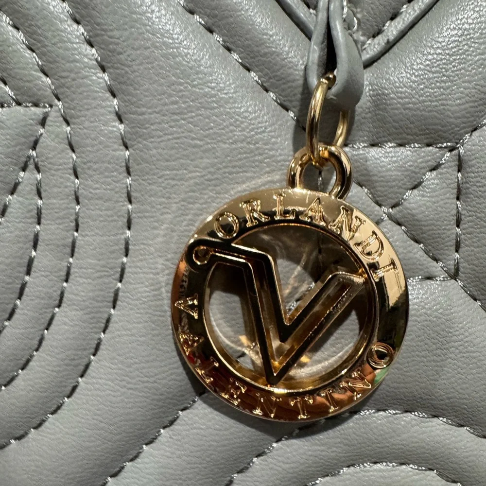 New VALENTINO ORLANDI TOTE BAG WITH PENDANT LIGHT GREY w/Guitar strap - Picture 14 of 14